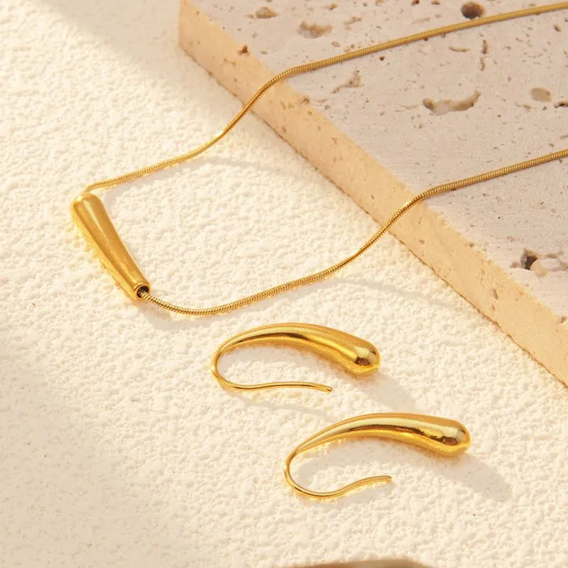 Dania Set (Necklace/Earrings)
