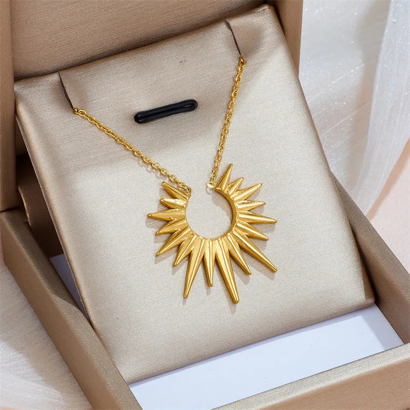 Sole Necklace