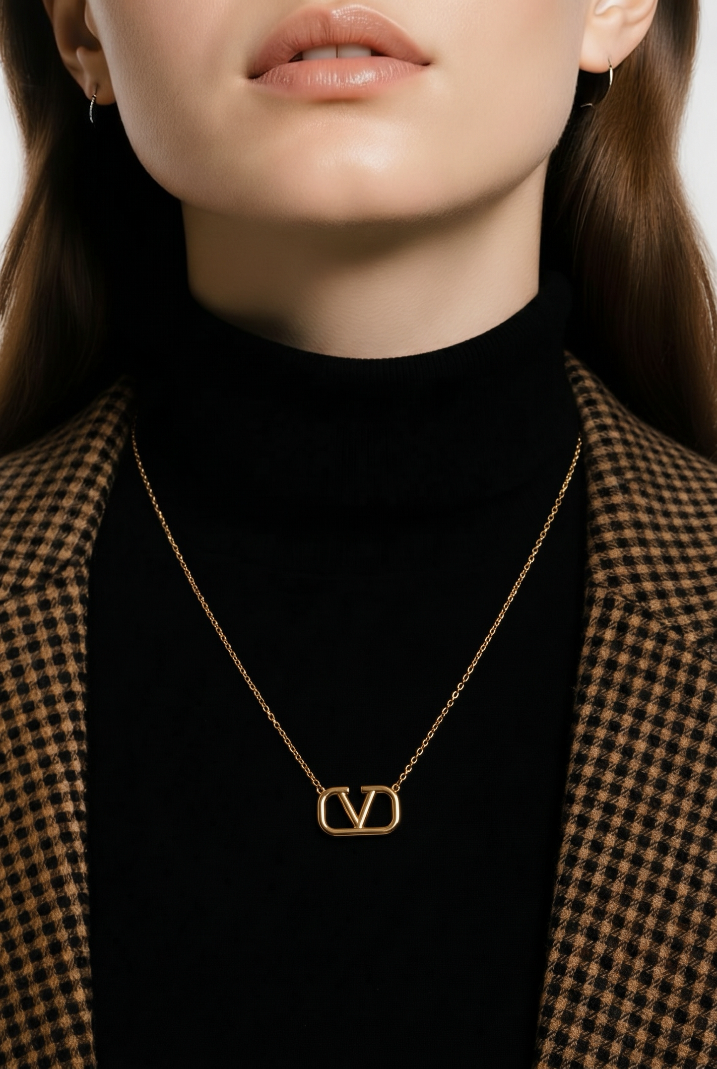 V Necklace