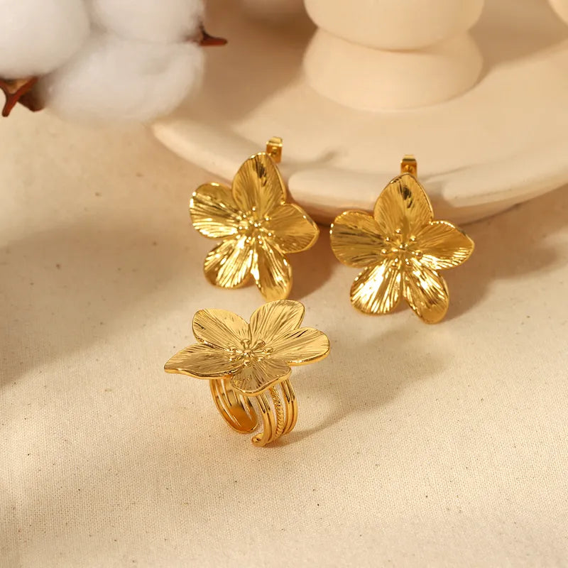 Flore Set (Earrings/Ring)